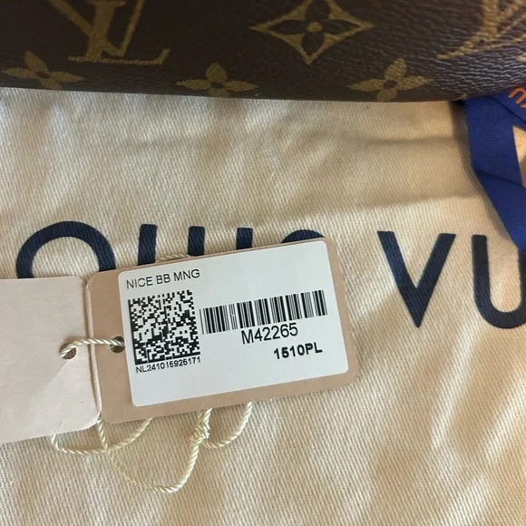 Louis Vuitton Brown Monogram Travel Case - Picture 9 of 10